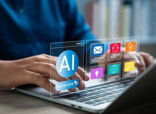 Iniciante no mercado de criptografia explorando fundamentos de negociação automática orientada por inteligência artificial
